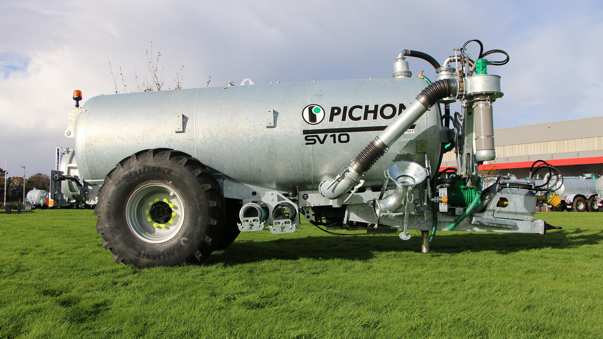 Matériel Pichon - partenaire matériel agricole chez Bosson SA