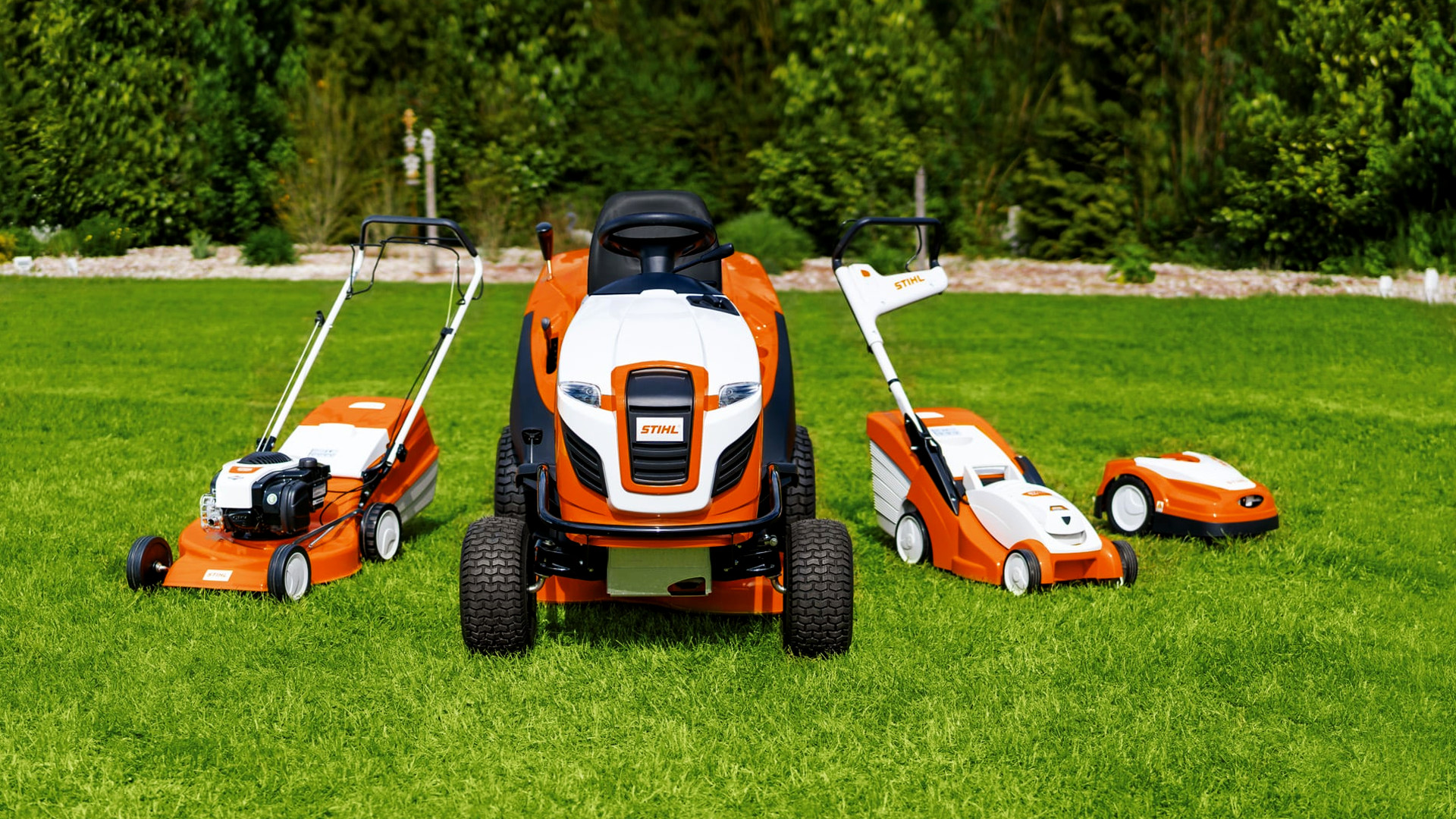 Tondeuses gazon et Motoculteurs Stihl - partenaire matériel pour parcs et jardins, et matériel collectivité chez Bosson SA